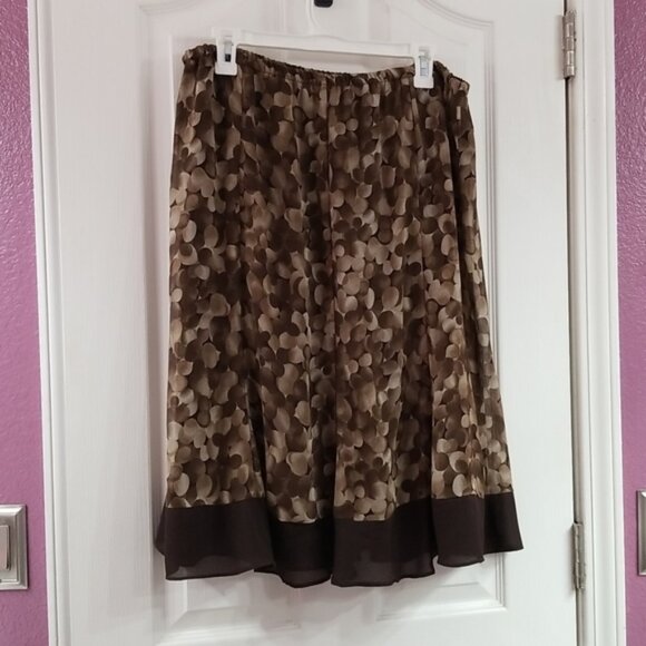 Brown Skirt - Picture 1 of 3